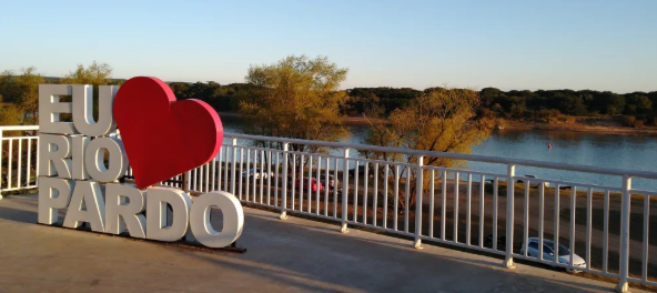 Corredor com número de peito durante a prova